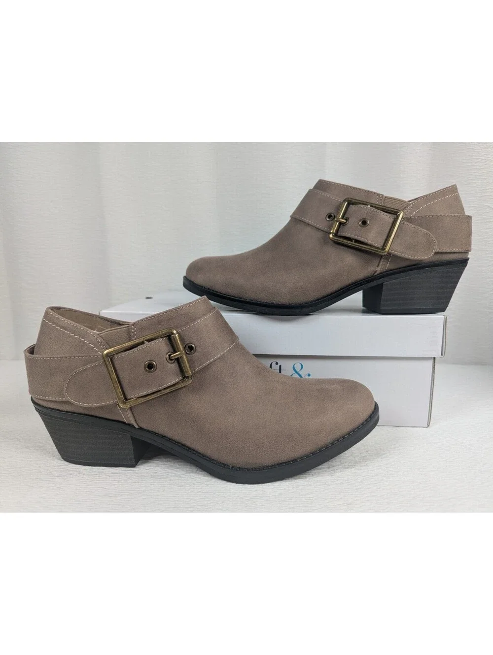 Croft & Barrow - Dorindaa - Buckle - Zippper - Women's Ankle Boots - Size: 8.5